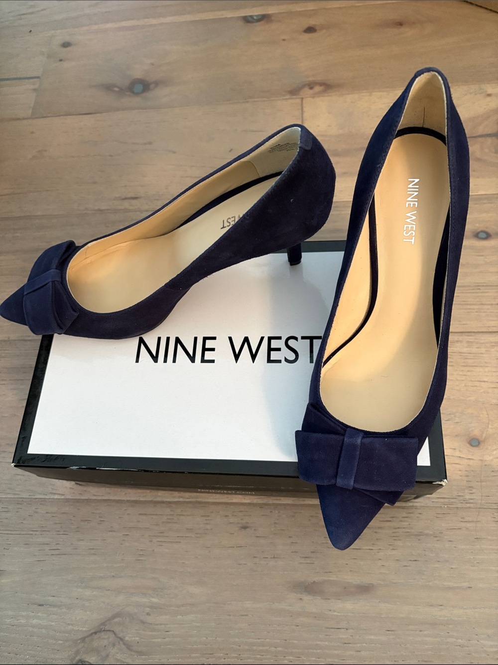 Nine West Navy Suede Pointed-Toe Kitten Heels with Bow Accent